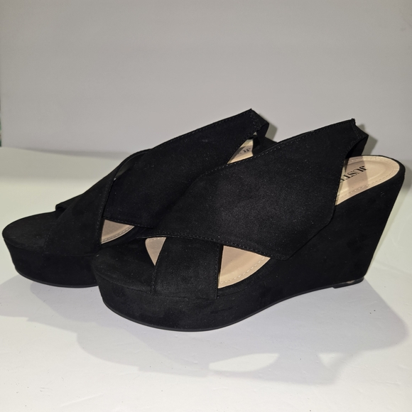 JustFab Black Wedge Sandals Women's Size 8 - Picture 4 of 11